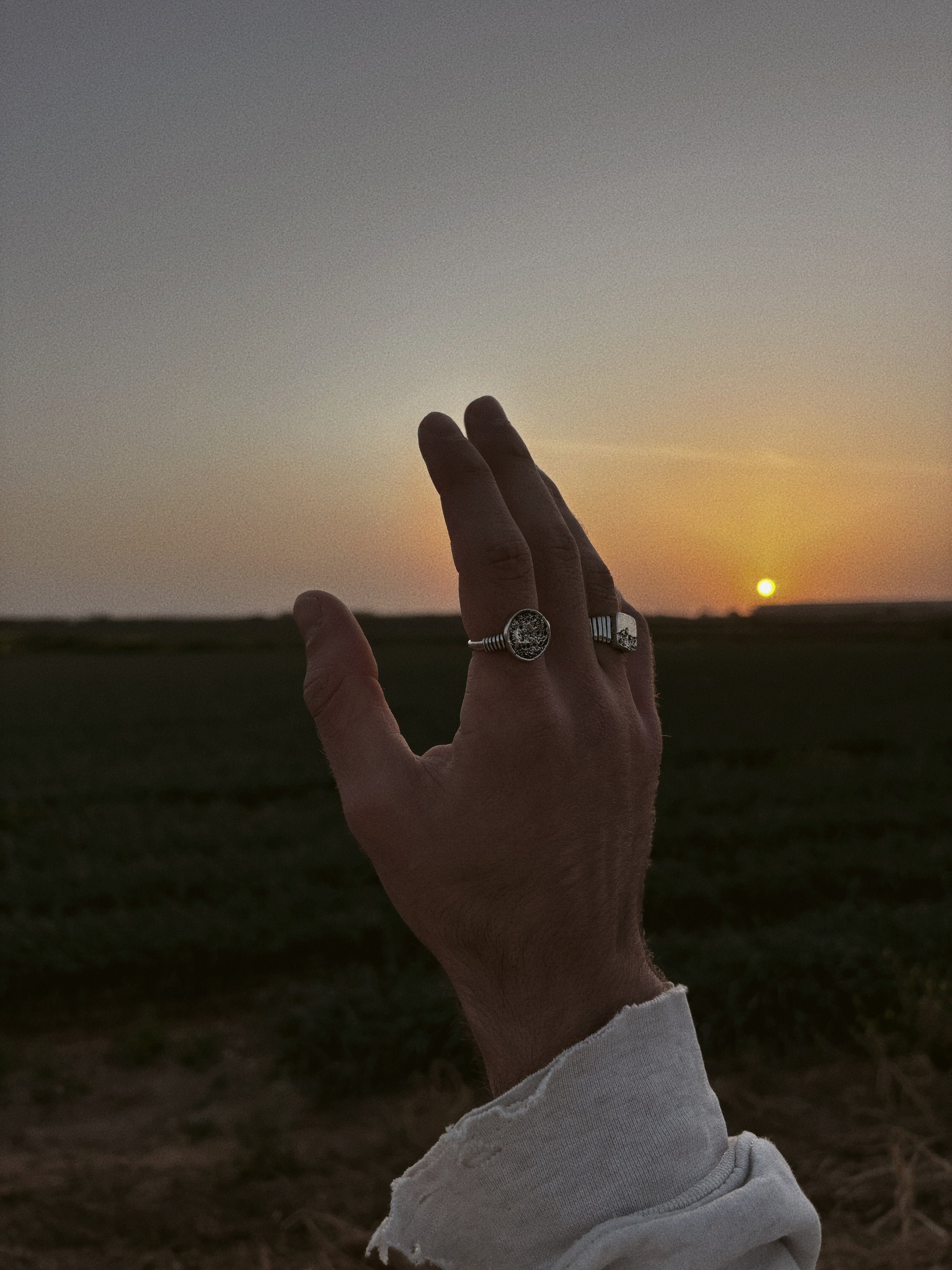 Levana Ring